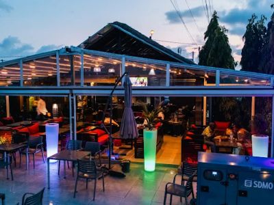 Restaurant Le Montana Yop - Photo 1