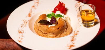 Chez Arno, Des ASSIETTES & Du VIN