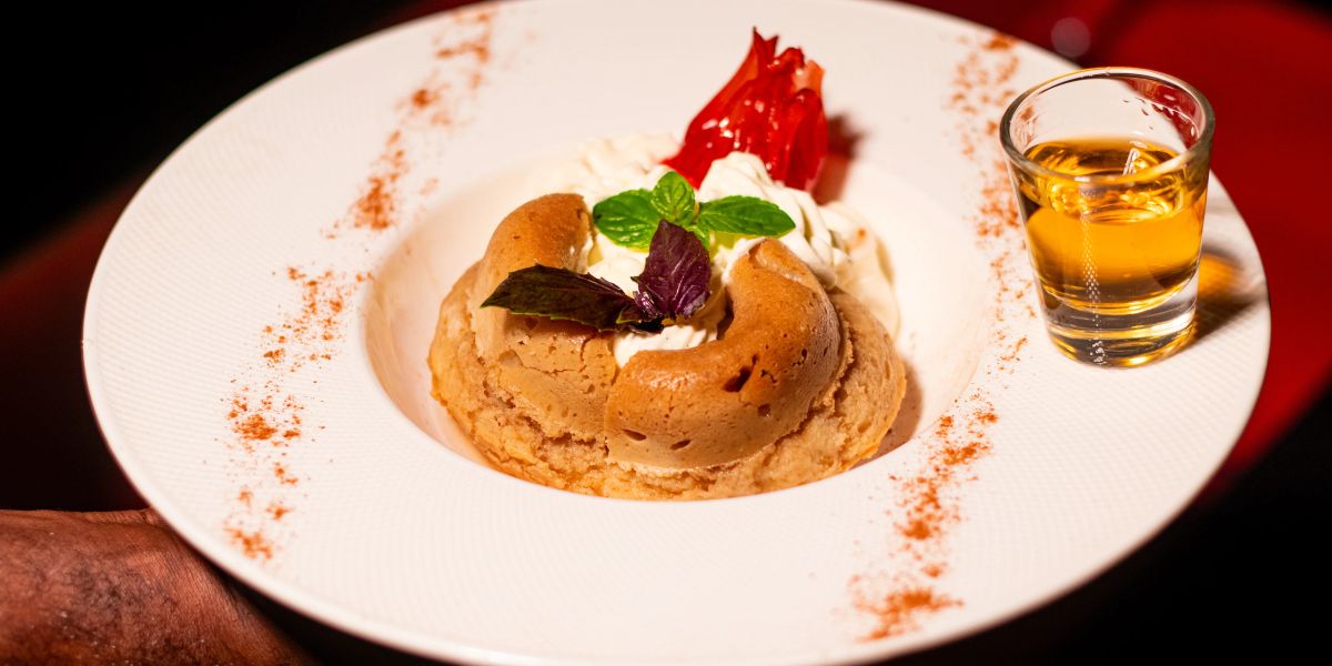 Chez Arno, Des ASSIETTES & Du VIN