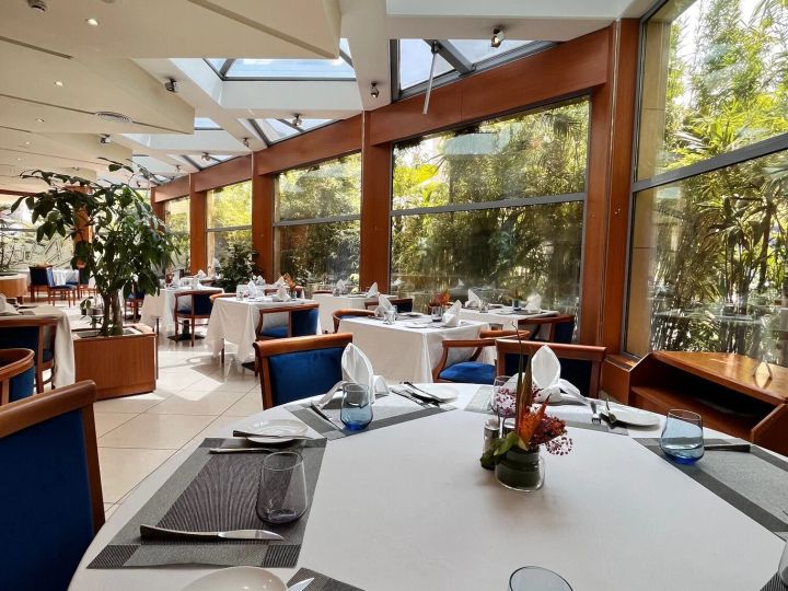 Restaurant l'AMBASSADEUR - Photo 1