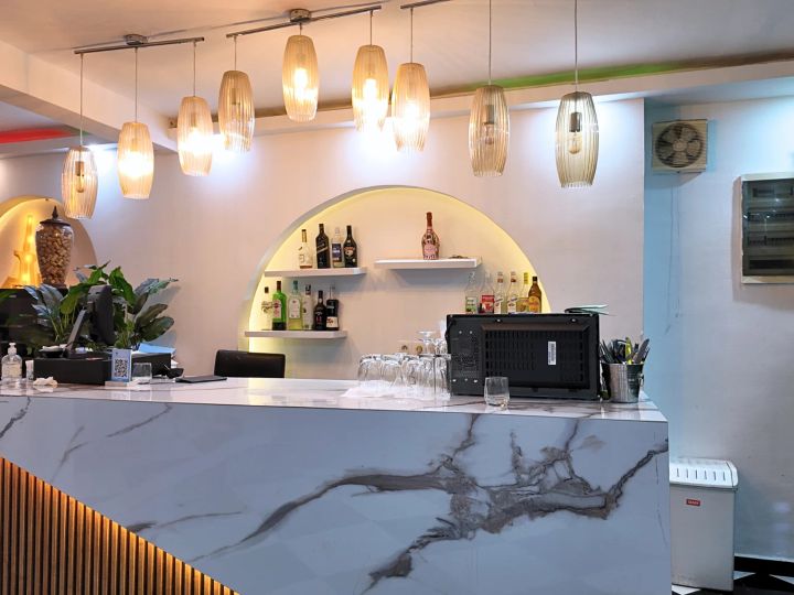 SKINNY LE RESTAURANT - Photo 4