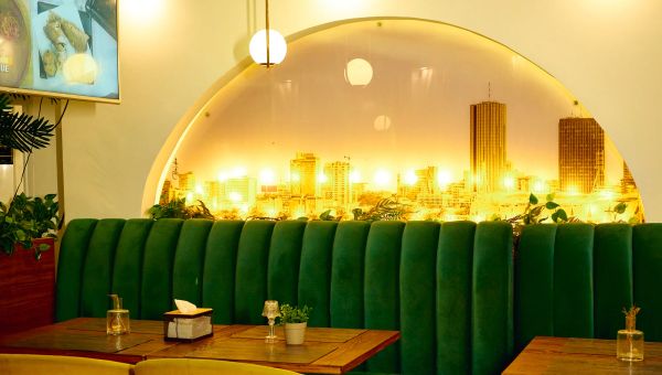 SKINNY LE RESTAURANT